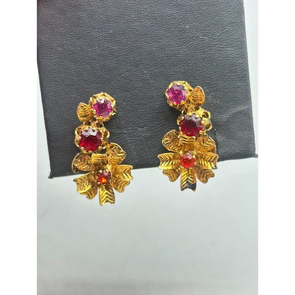 Vintage Signed Austria Clip On Earrings Pink Red Tones Floral Climber Design - Picture 5 of 10